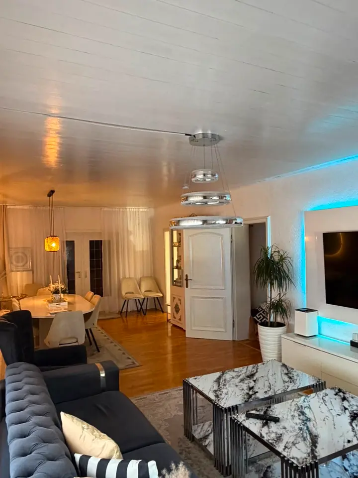 4 Zimmer Wohnung mit 110 m² in Leverkusen – Bild 2
