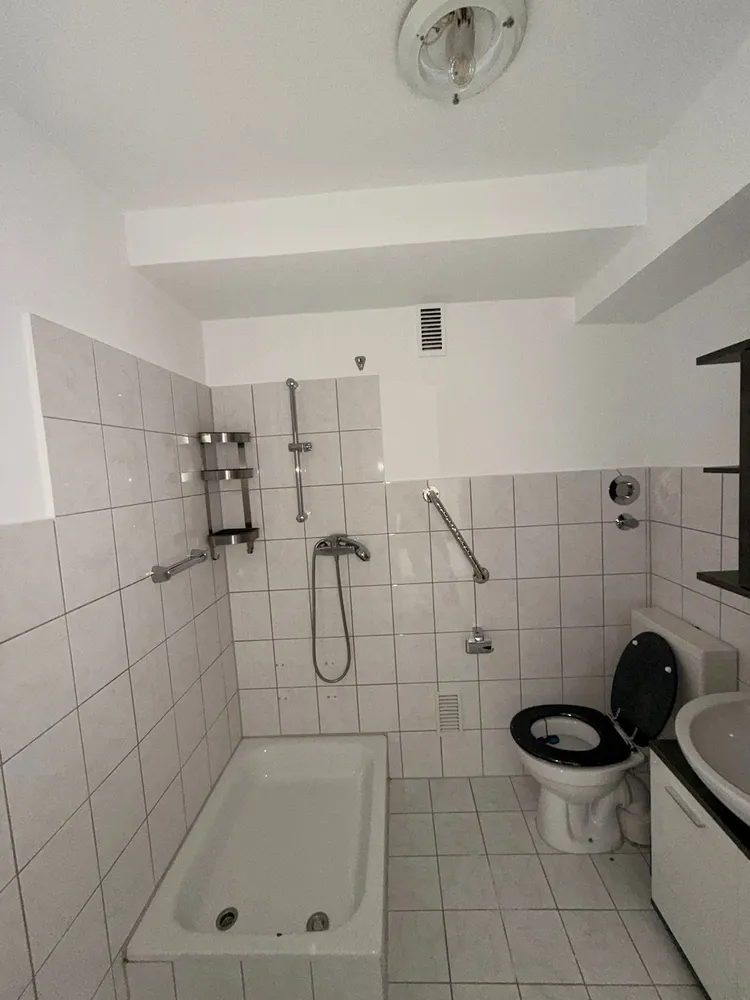 2 Zimmer Wohnung mit 57 m² in Gera – Bild 4