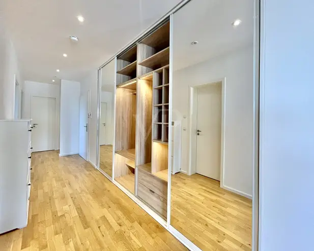 3 Zimmer Wohnung mit 116 m² in Berlin – Bild 3