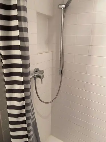 1 Zimmer Wohnung mit 25 m² in Köln – Bild 2