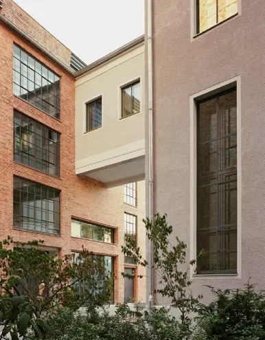 8 Zimmer Haus mit 491 m² in Berlin – Bild 5