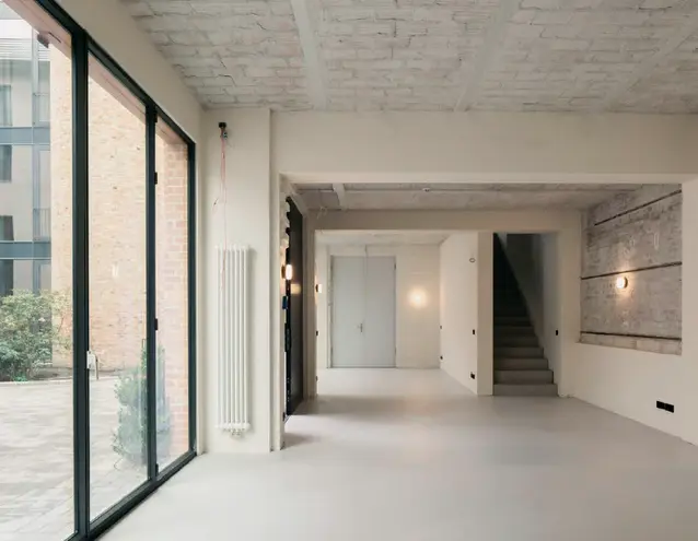 8 Zimmer Haus mit 491 m² in Berlin – Bild 8