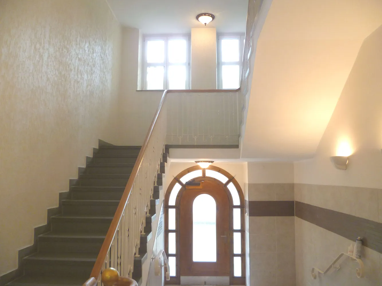 5 Zimmer Wohnung mit 192 m² in Koblenz – Bild 4