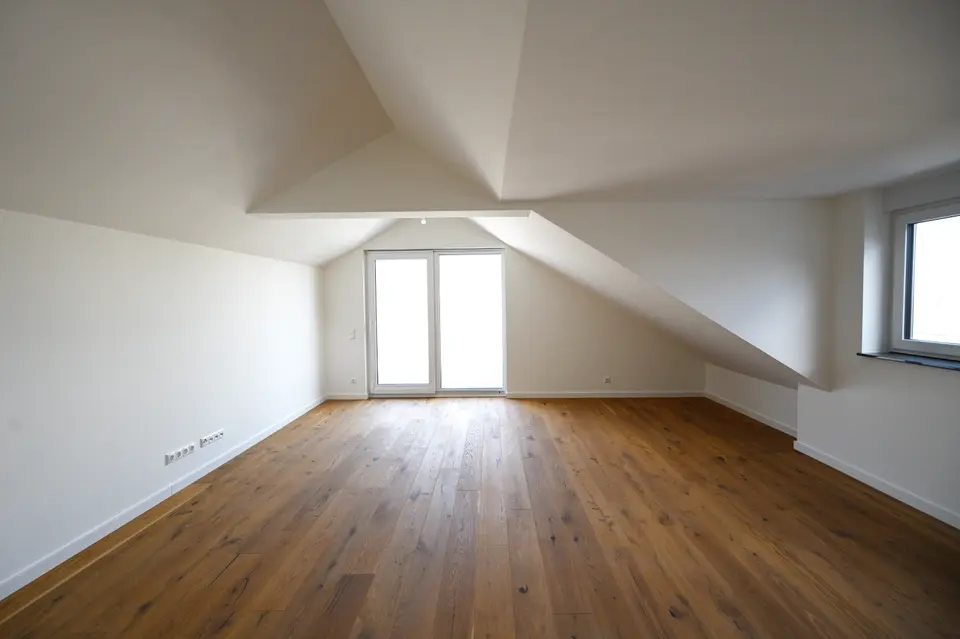 5 Zimmer Wohnung mit 154 m² in Oberursel – Bild 1