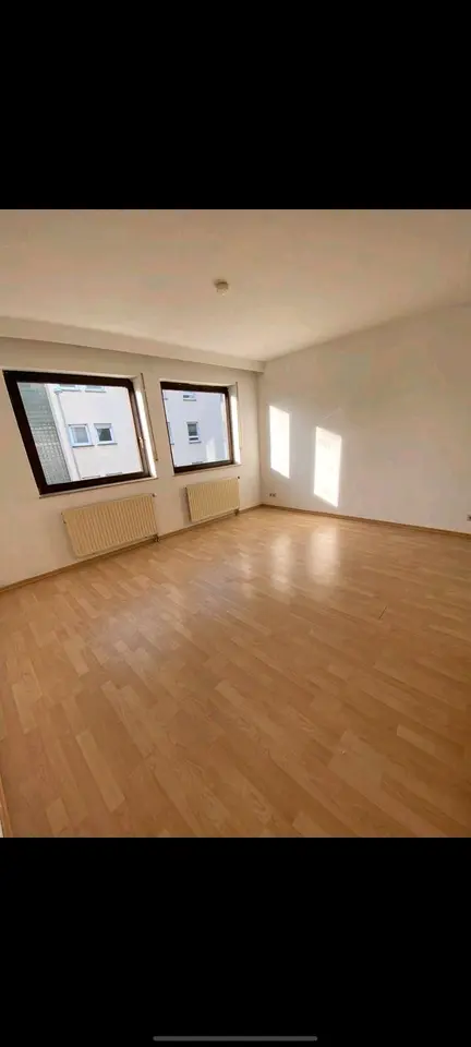 2 Zimmer Wohnung mit 80 m² in Neu-Isenburg – Bild 2
