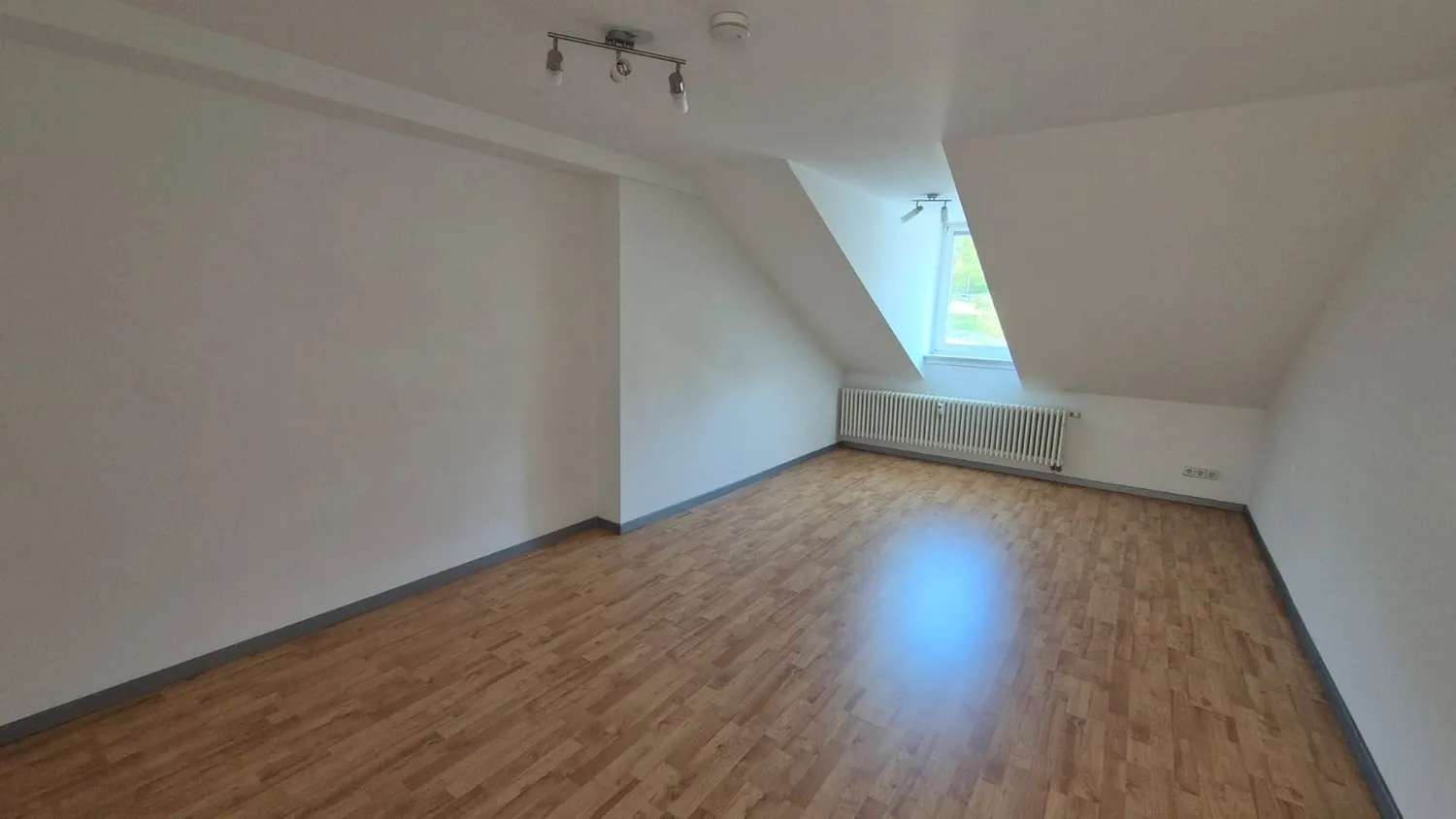 3 Zimmer Wohnung mit 119 m² in Eisenach – Bild 3