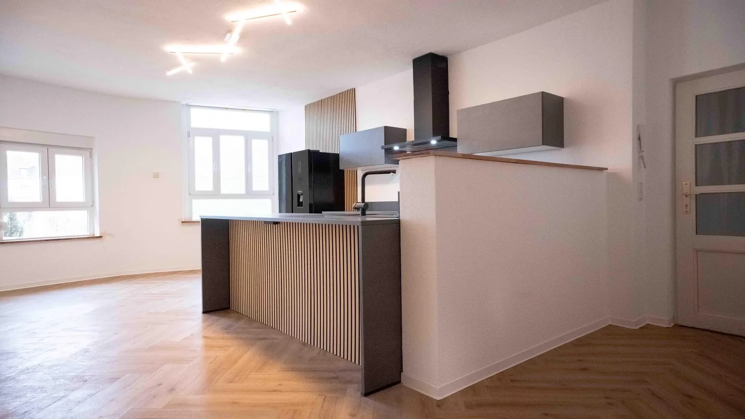 2 Zimmer Wohnung mit 78 m² in Saarbrücken – Bild 1