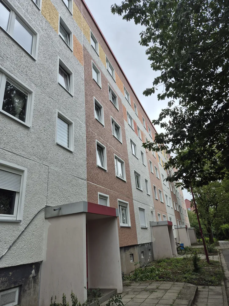 4 Zimmer Wohnung mit 65 m² in Cottbus – Bild 1