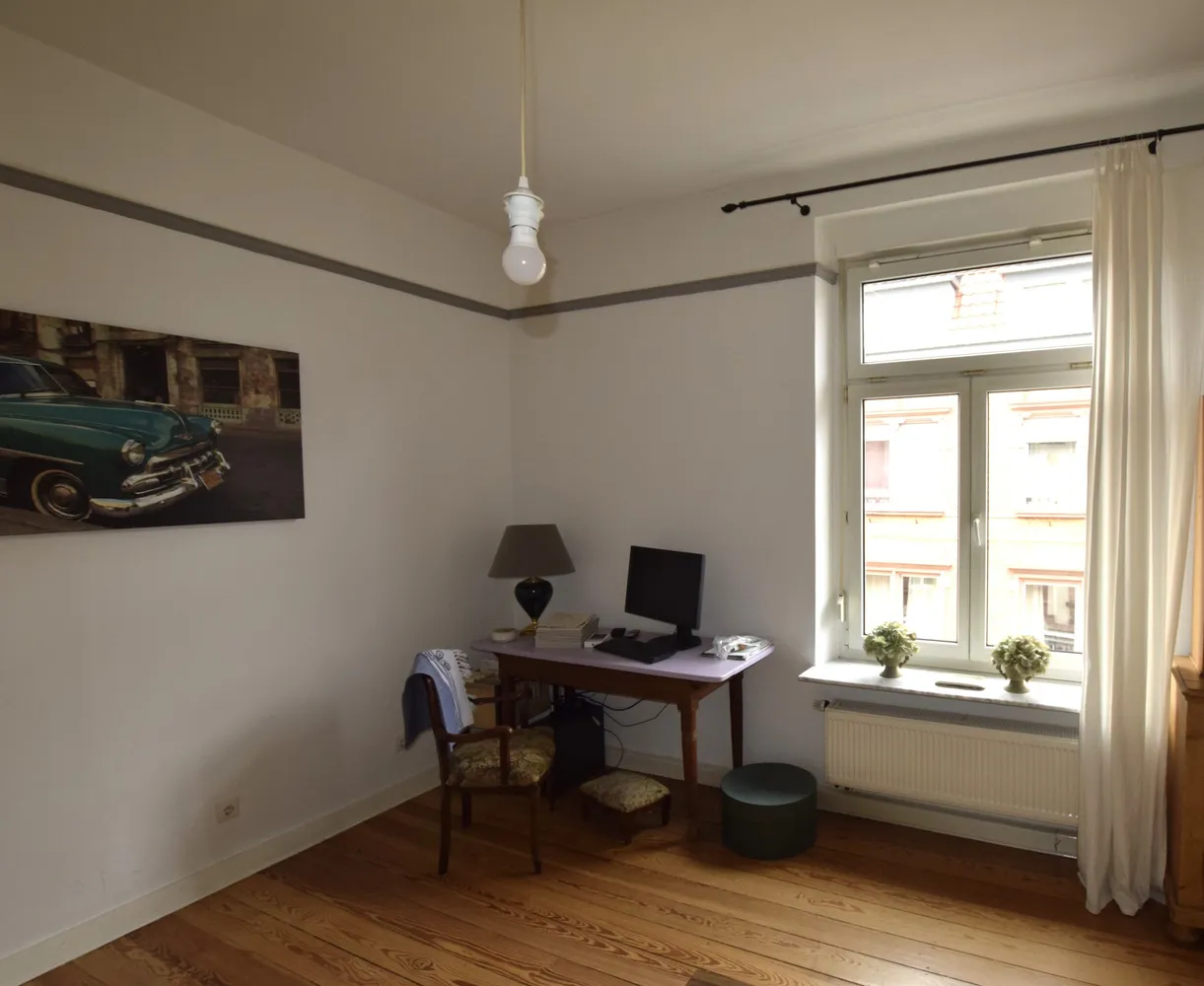 6 Zimmer Wohnung mit 138 m² in Aschaffenburg – Bild 5