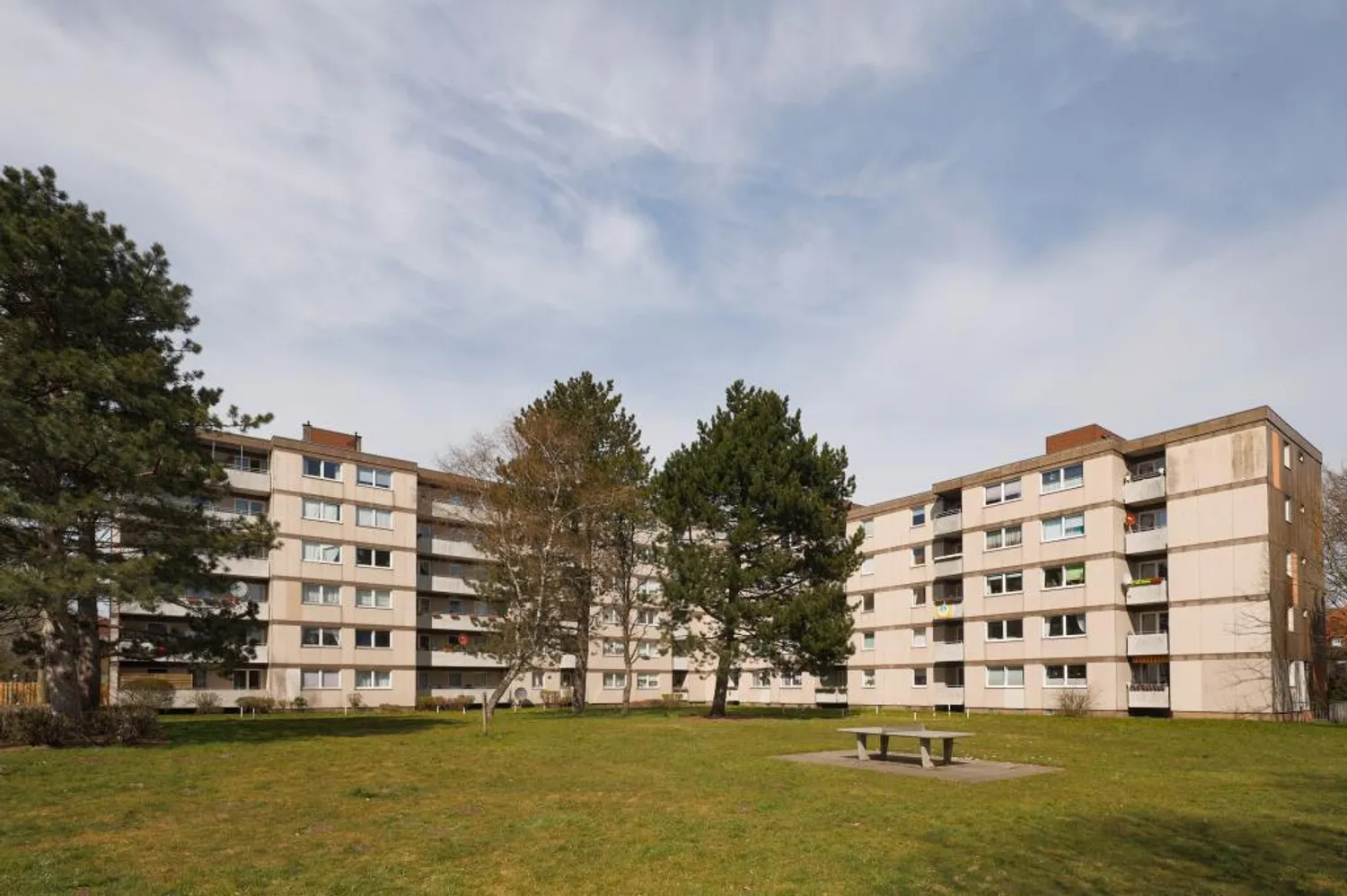 6 Zimmer Wohnung mit 131 m² in Flensburg – Bild 2