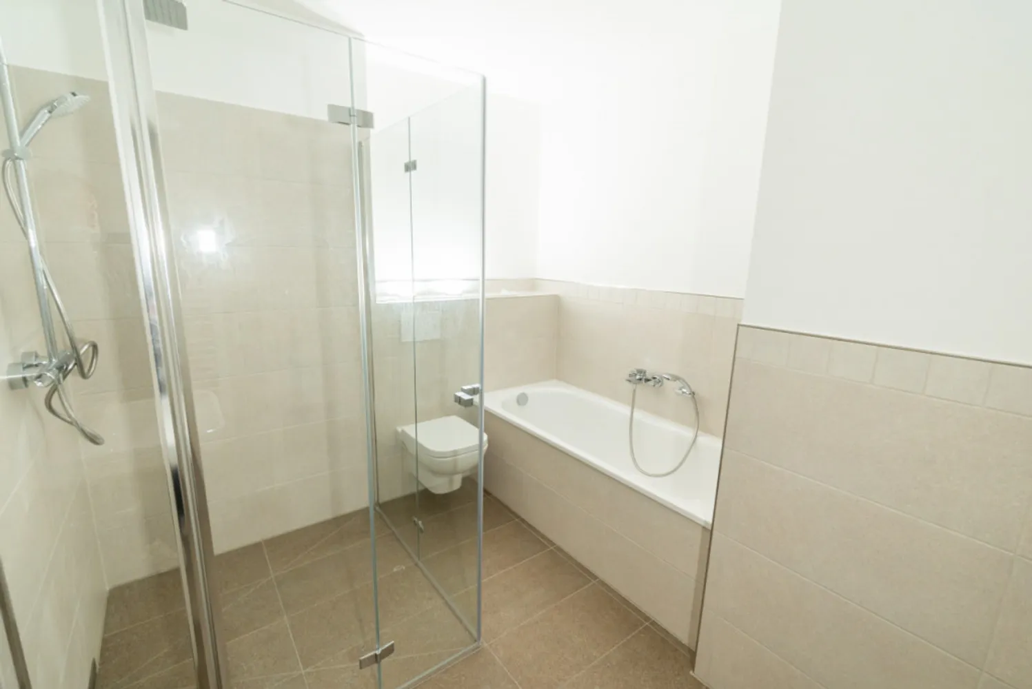 4 Zimmer Wohnung mit 114 m² in Frankfurt (Oder) – Bild 1