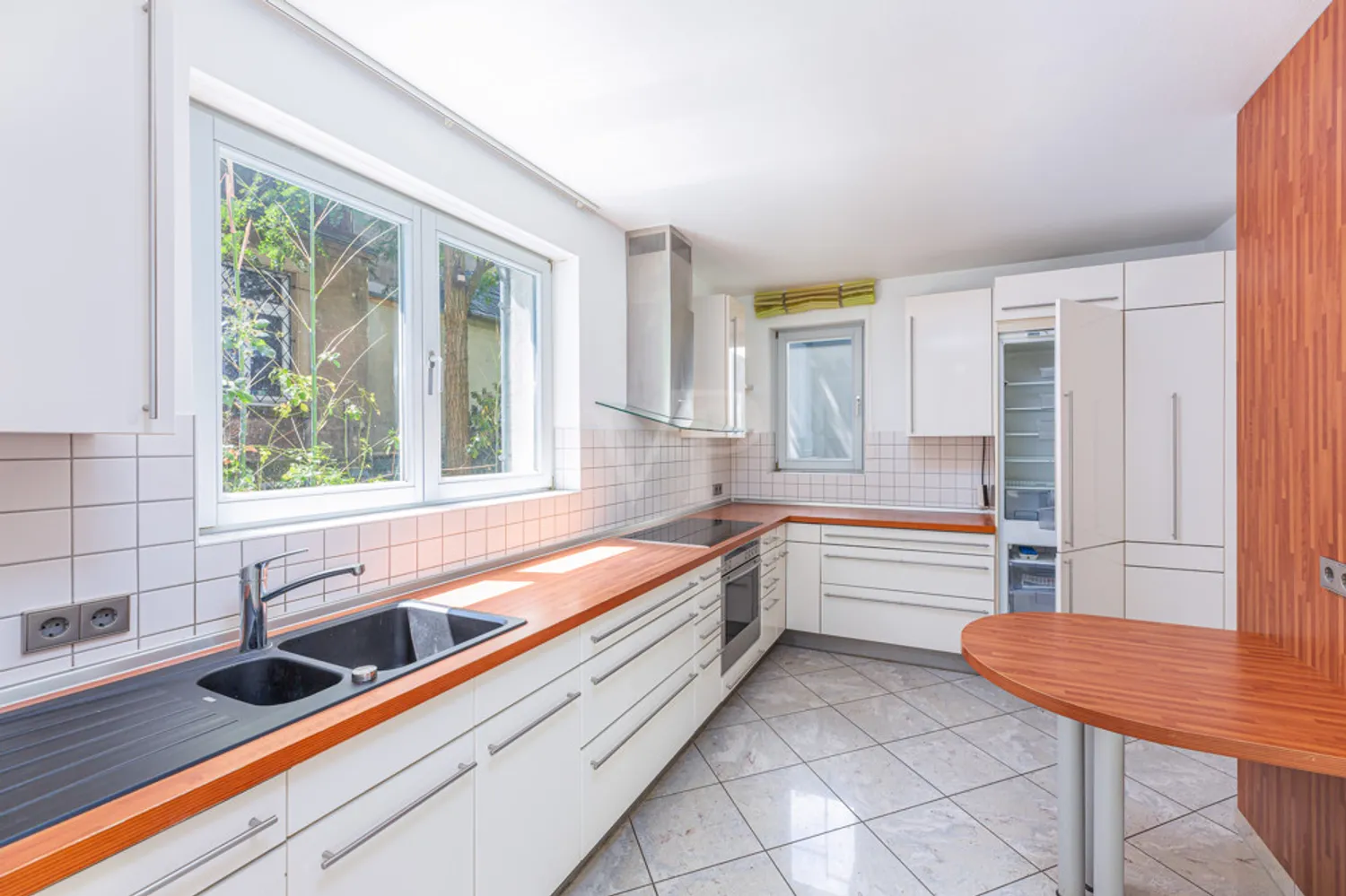 5 Zimmer Wohnung mit 172 m² in Karlsruhe – Bild 4