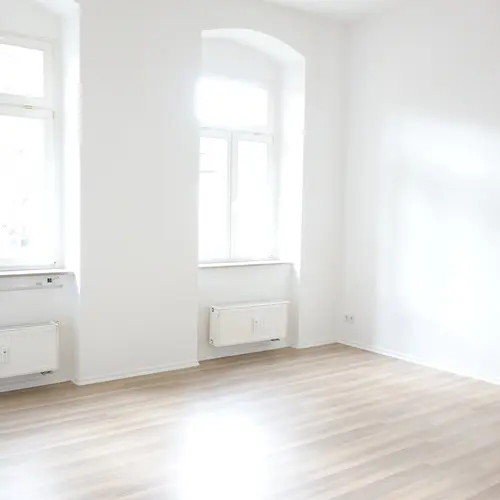 2 Zimmer Wohnung mit 77 m² in Freiberg – Bild 2