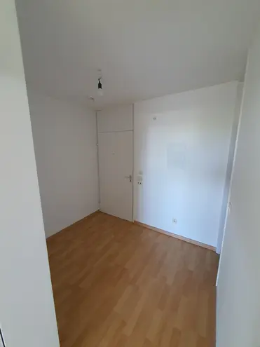1 Zimmer Wohnung mit 33 m² in Augsburg – Bild 2
