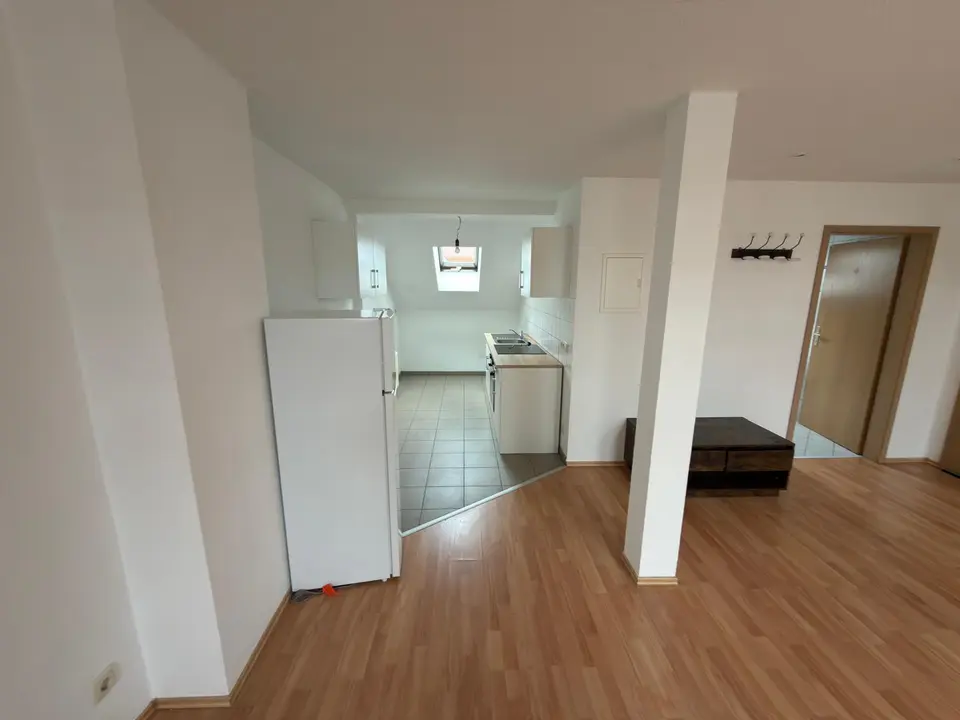 2 Zimmer Wohnung mit 60 m² in Gera – Bild 3
