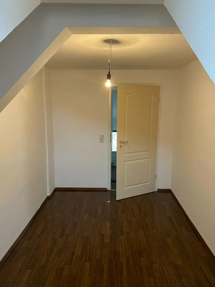 3 Zimmer Wohnung mit 60 m² in Plauen – Bild 9