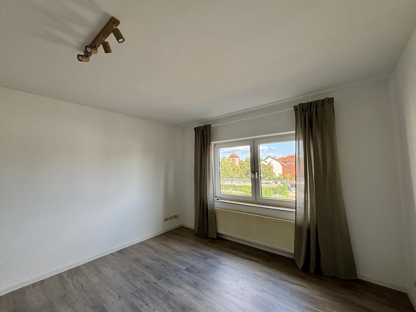 2 Zimmer Wohnung mit 38 m² in Hannover – Bild 1