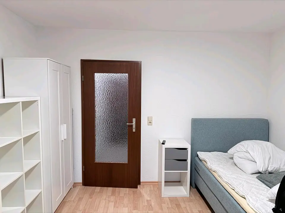WG-Zimmer mit 24 m² in Karlsruhe – Bild 3