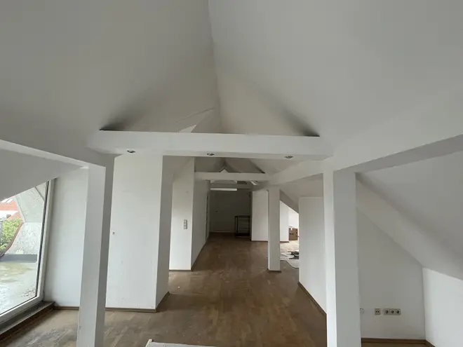 5 Zimmer Wohnung mit 184 m² in Hannover – Bild 1