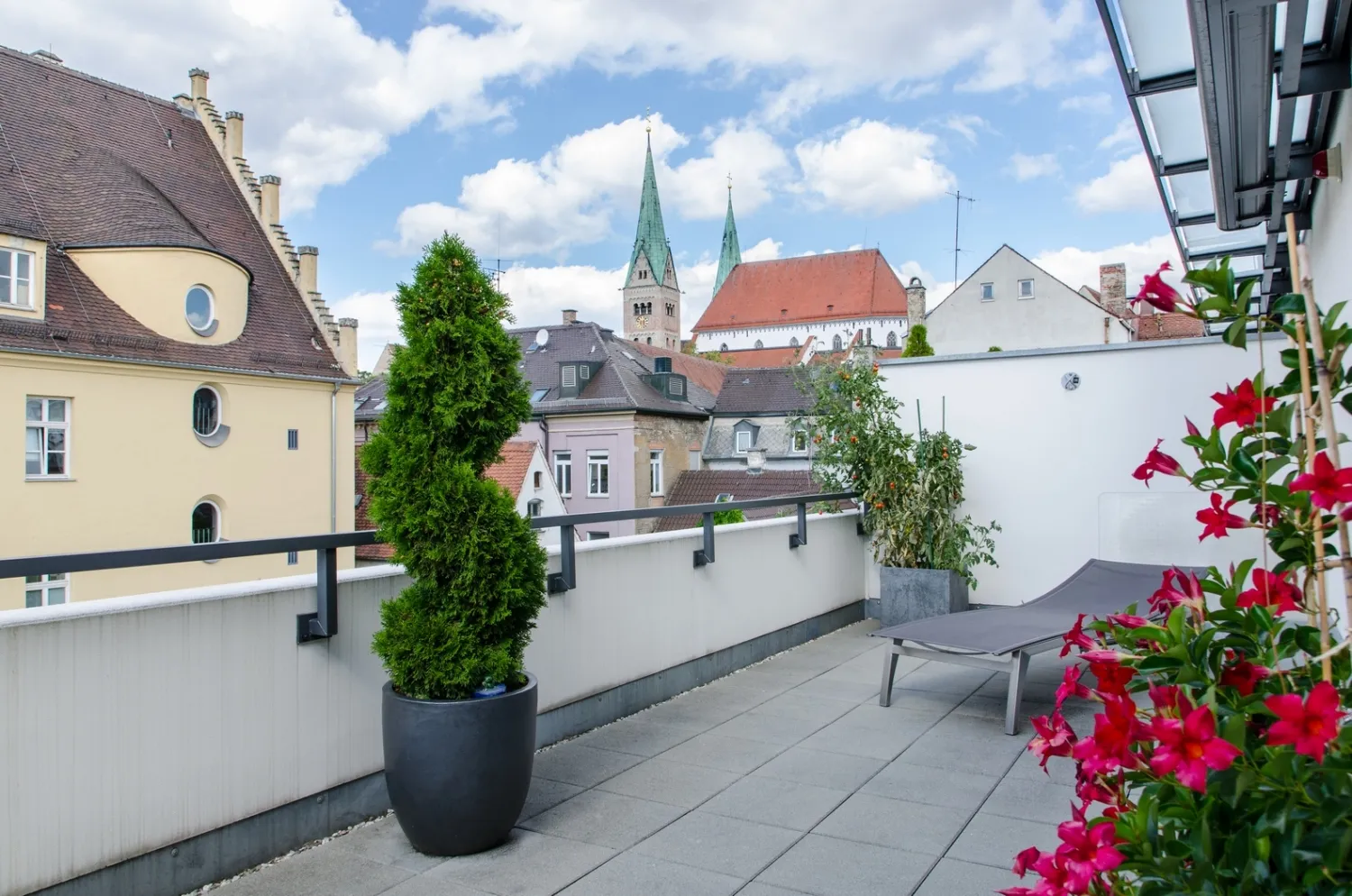 4 Zimmer Wohnung mit 155 m² in Augsburg – Bild 2