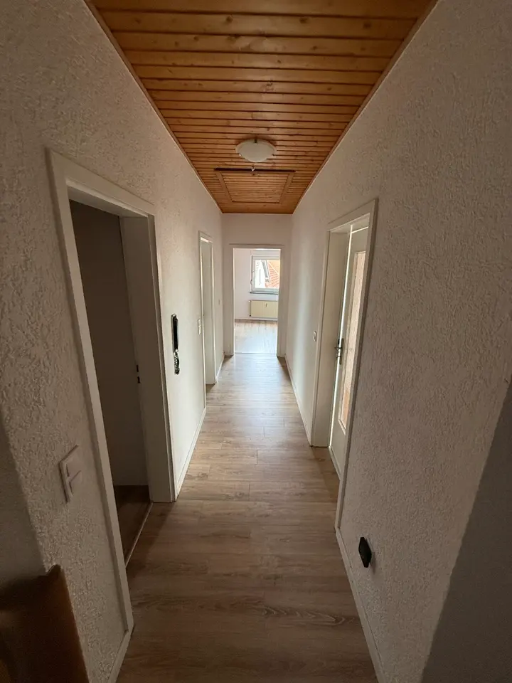 5 Zimmer Wohnung mit 170 m² in Wetzlar – Bild 2