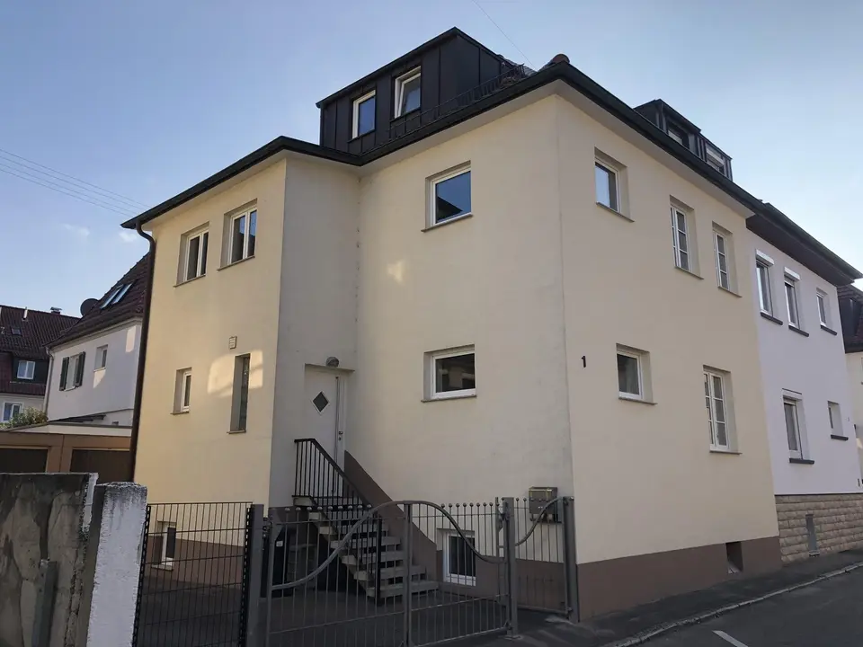 6 Zimmer Haus mit 160 m² in Fellbach – Bild 1