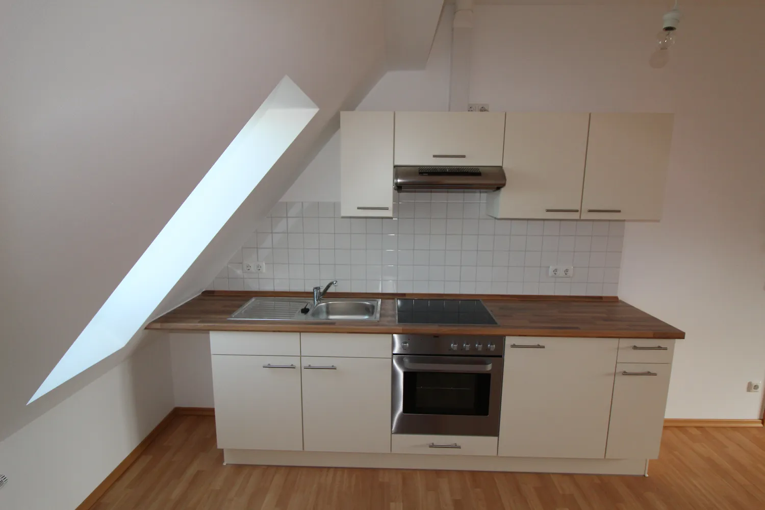 1 Zimmer Wohnung mit 26 m² in Regensburg – Bild 6
