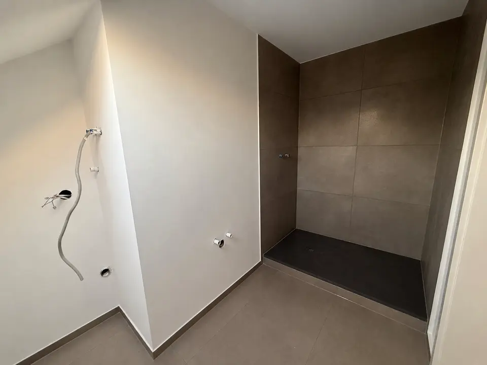 2 Zimmer Wohnung mit 116 m² in Mönchengladbach – Bild 9