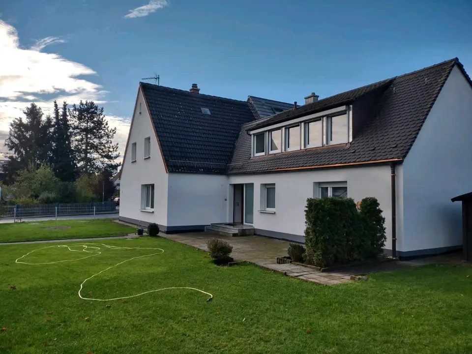 5 Zimmer Haus mit 150 m² in Erlangen – Bild 3