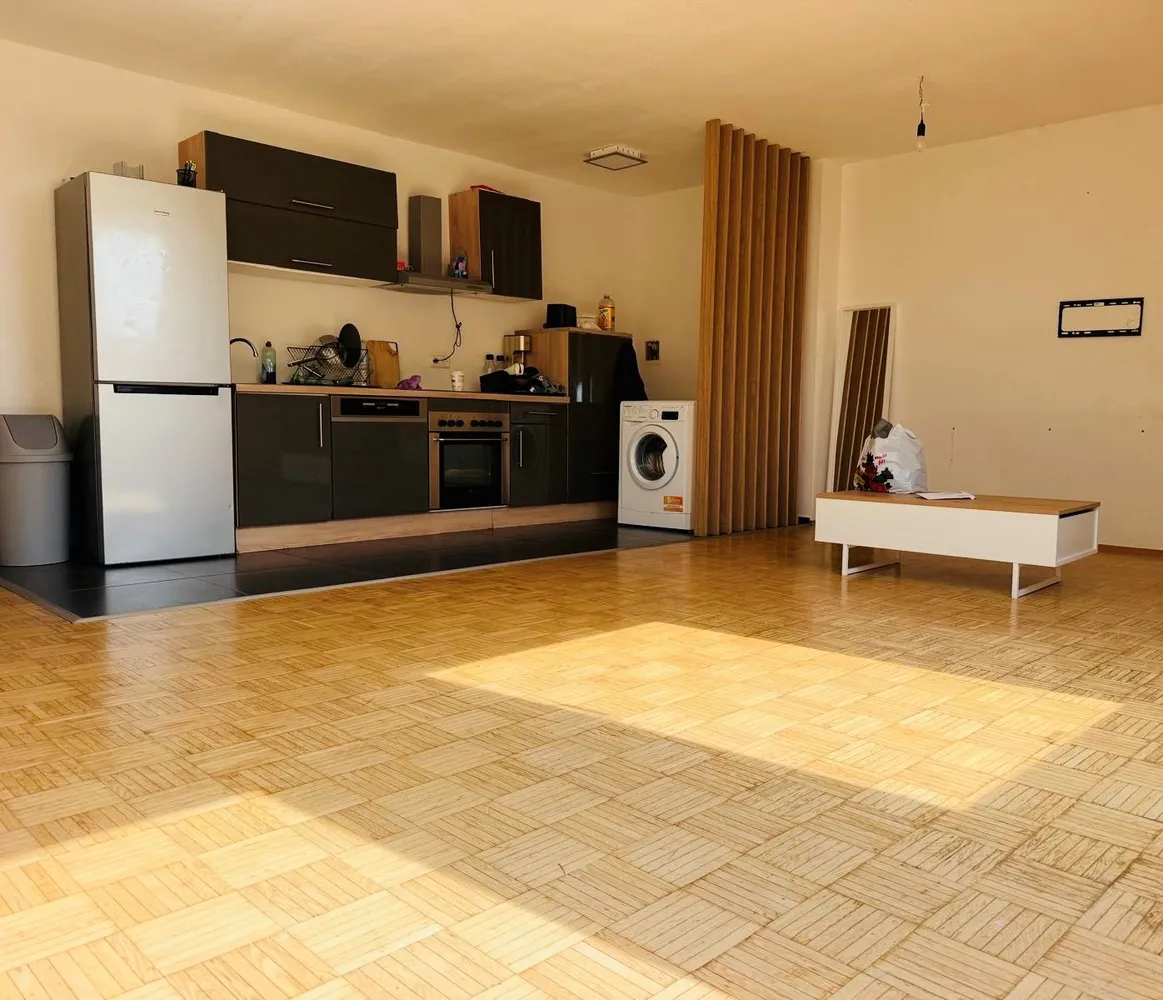 3 Zimmer Wohnung mit 75 m² in Düsseldorf – Bild 1