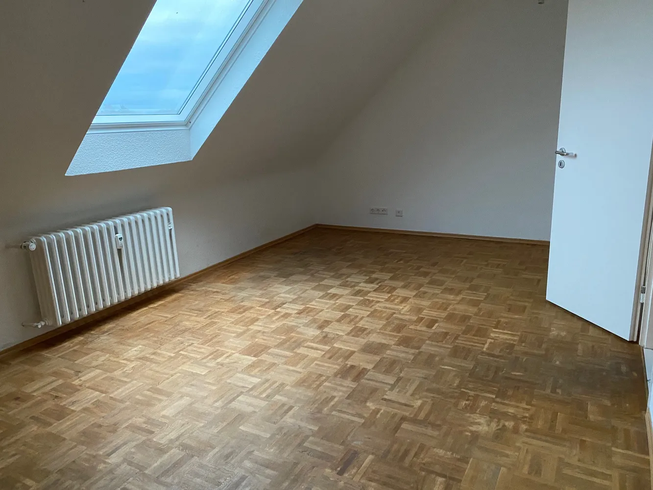 3 Zimmer Wohnung mit 75 m² in Düsseldorf – Bild 2