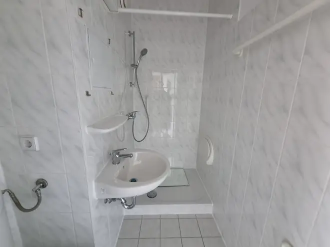 1 Zimmer Wohnung mit 22 m² in Halle (Saale) – Bild 4