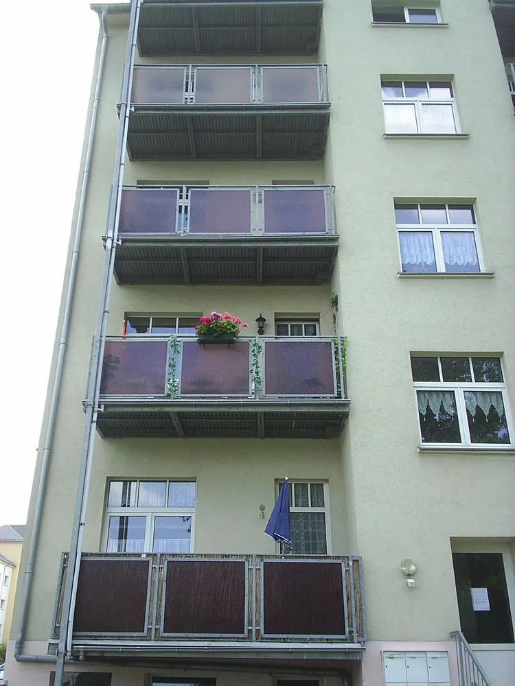 2 Zimmer Wohnung mit 60 m² in Plauen – Bild 2
