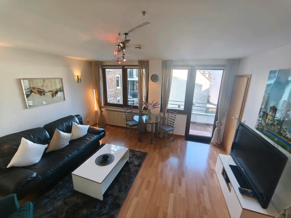 Studio mit 36 m² in Düsseldorf – Bild 1