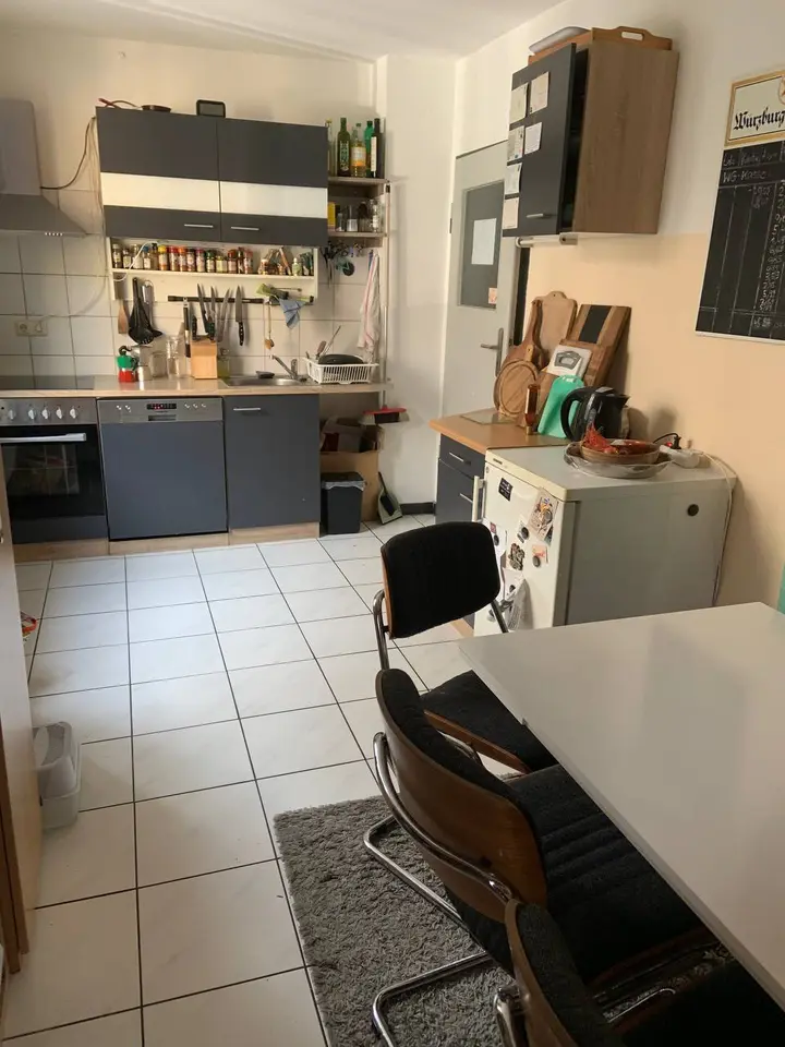 WG-Zimmer mit 140 m² in Würzburg – Bild 3