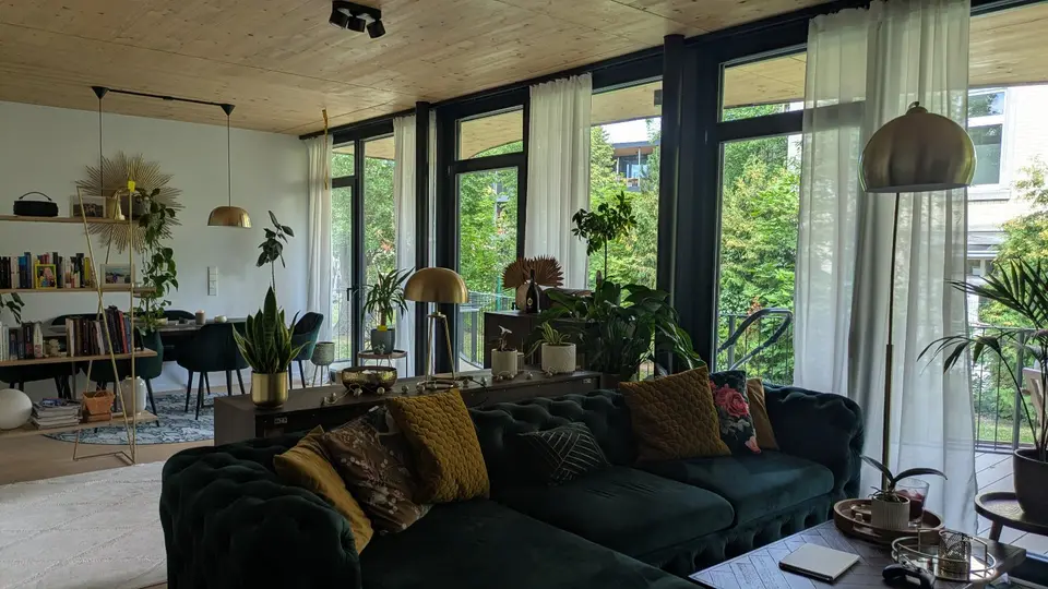 4 Zimmer Wohnung mit 129 m² in Dessau-Roßlau – Bild 1