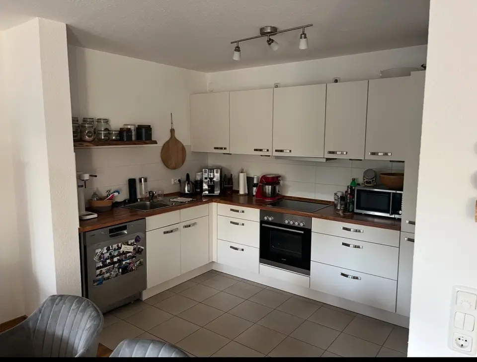 3 Zimmer Wohnung mit 86 m² in Lübeck – Bild 2