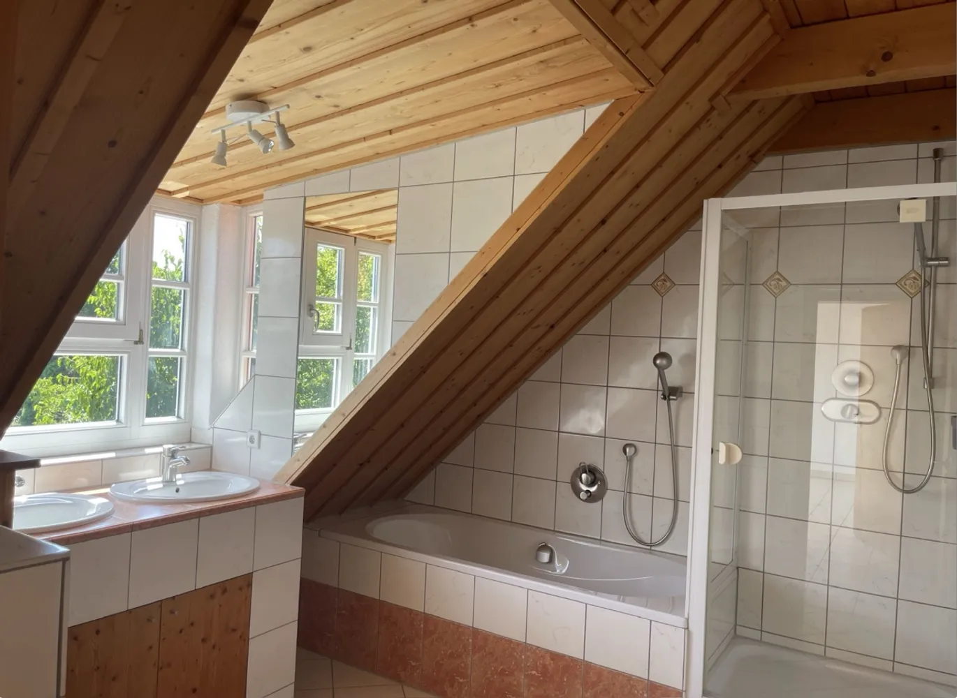 6 Zimmer Wohnung mit 160 m² in Stuttgart – Bild 11