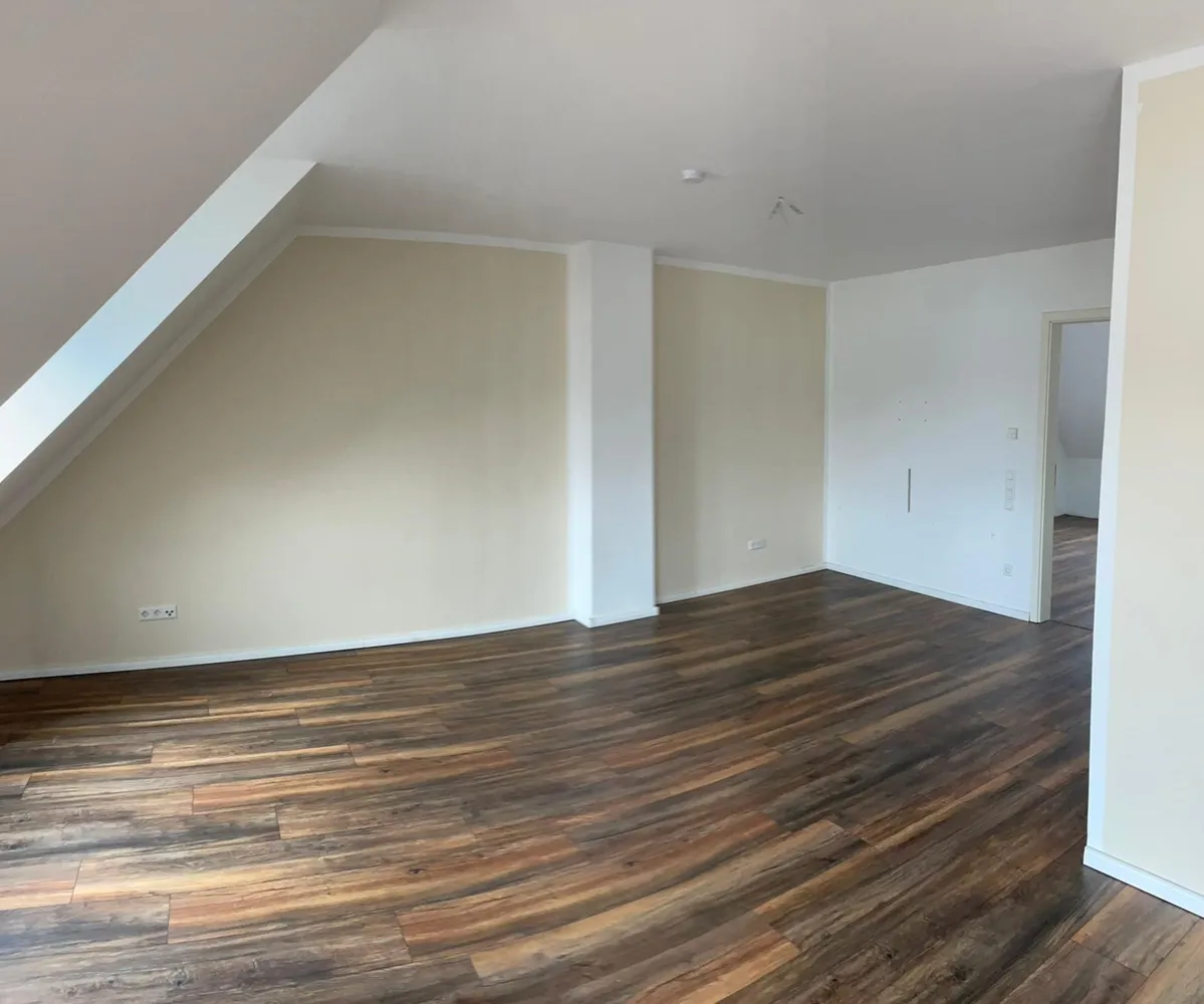 4 Zimmer Wohnung mit 145 m² in Mönchengladbach – Bild 1