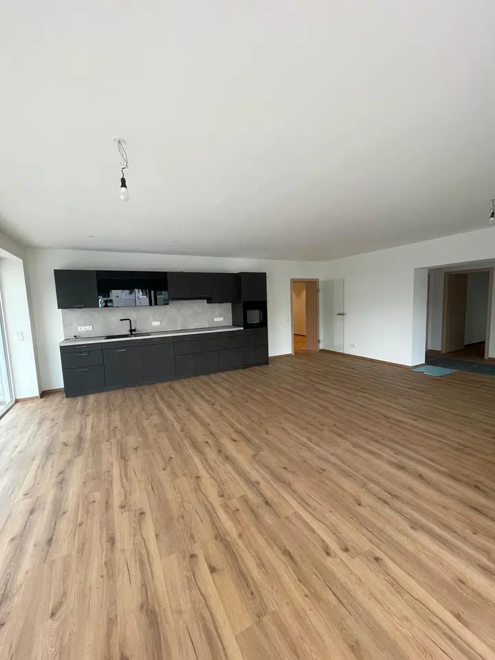4 Zimmer Wohnung mit 145 m² in Kempten – Bild 2