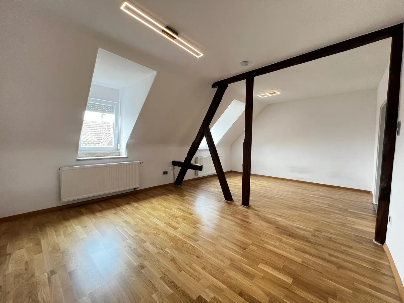 4 Zimmer Wohnung mit 107 m² in Kaiserslautern – Bild 1