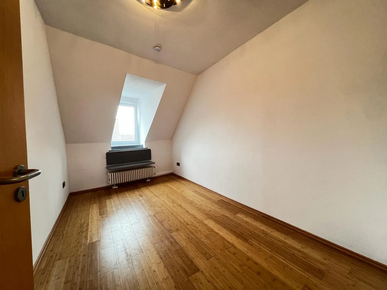 4 Zimmer Wohnung mit 107 m² in Kaiserslautern – Bild 4