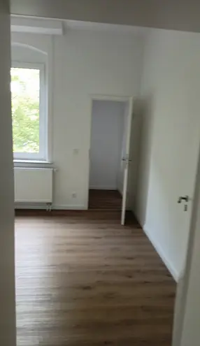 4 Zimmer Wohnung mit 76 m² in Hannover – Bild 2