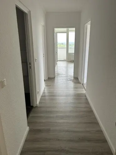 2 Zimmer Wohnung mit 60 m² in Kiel – Bild 2