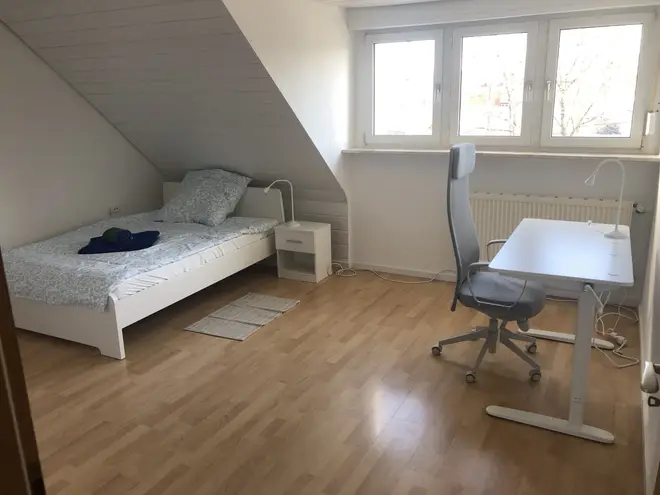 WG-Zimmer mit 18 m² in Karlsruhe – Bild 3