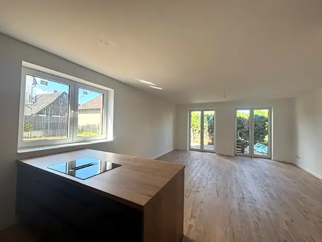 5 Zimmer Haus mit 137 m² in Norderstedt – Bild 1