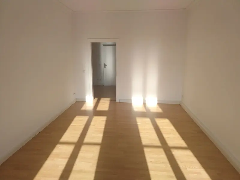 4 Zimmer Wohnung mit 120 m² in Dresden – Bild 8