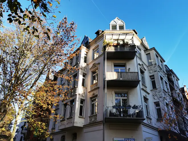4 Zimmer Wohnung mit 111 m² in Wiesbaden – Bild 1