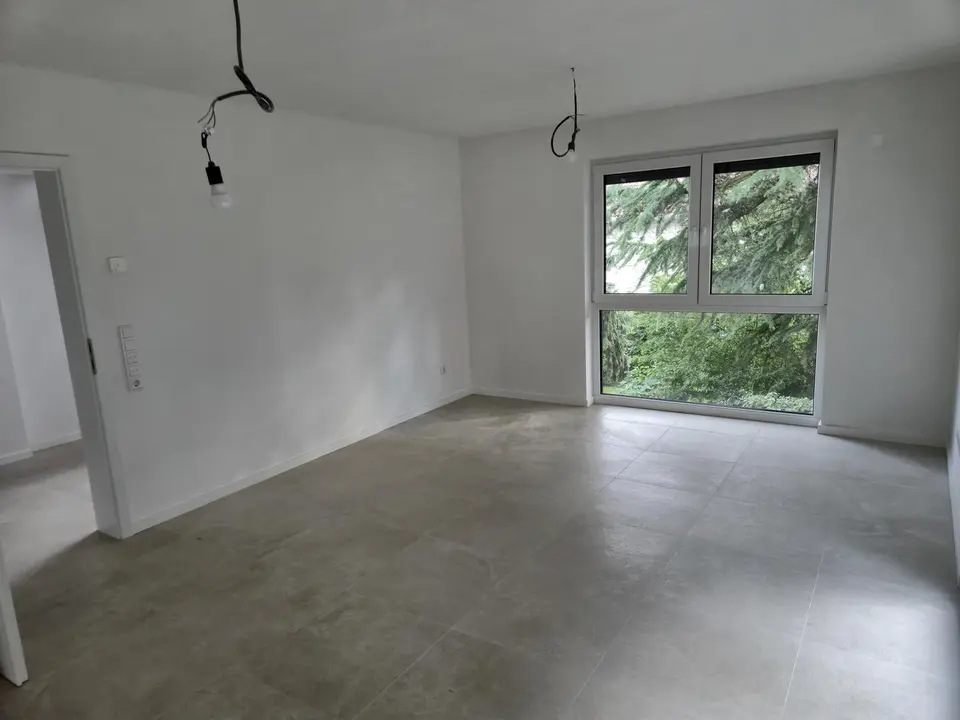 5 Zimmer Wohnung mit 135 m² in Rüsselsheim am Main – Bild 2
