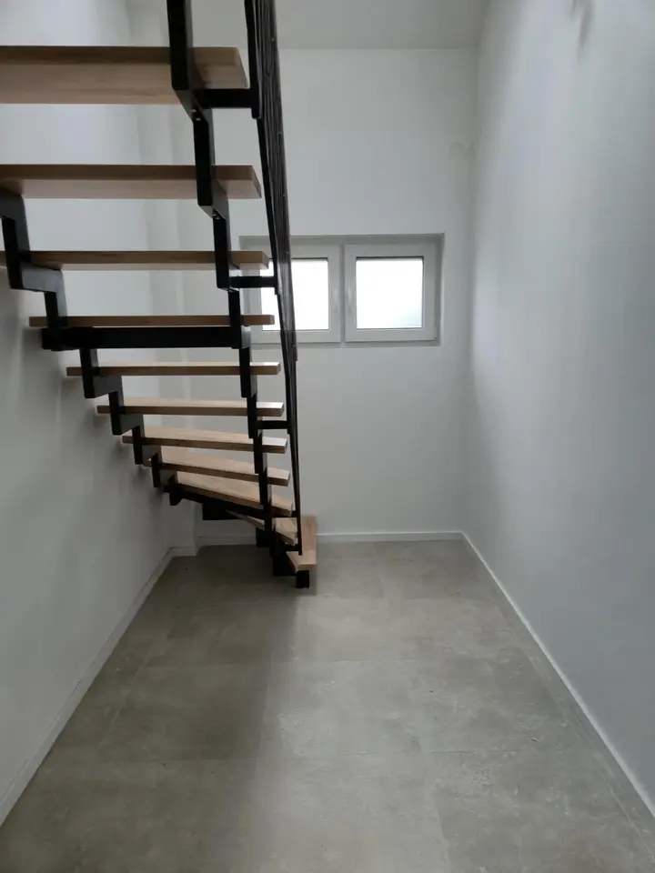 5 Zimmer Wohnung mit 135 m² in Rüsselsheim am Main – Bild 7